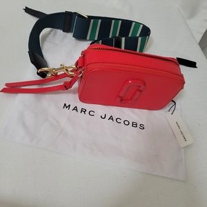 NEW Marc Jacob's Snapshot Geranium Purse (AF2)